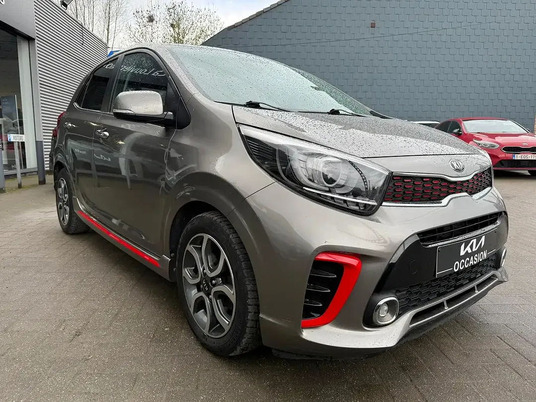 Kia Picanto - Thumbnail 3