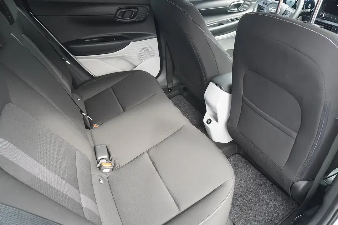 Hyundai i20 - Thumbnail 9