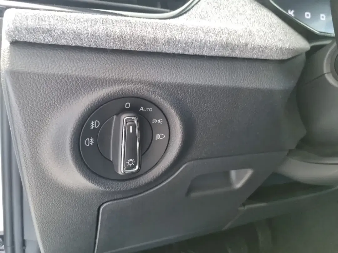 Skoda Scala - Thumbnail 12