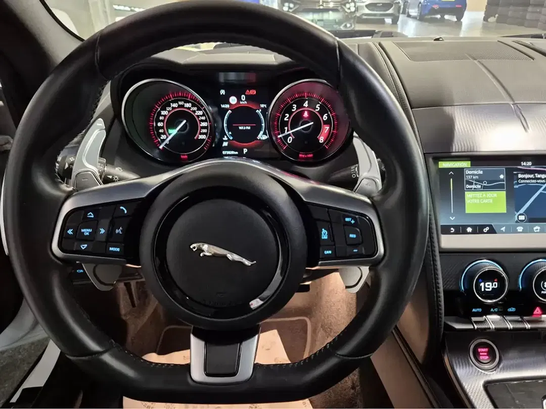 Jaguar F-Type - Thumbnail 7
