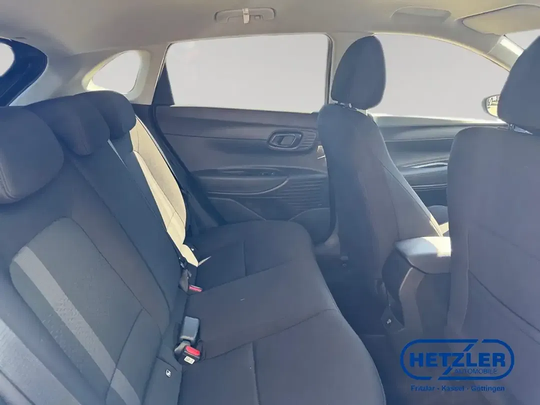 Hyundai i20 - Thumbnail 13
