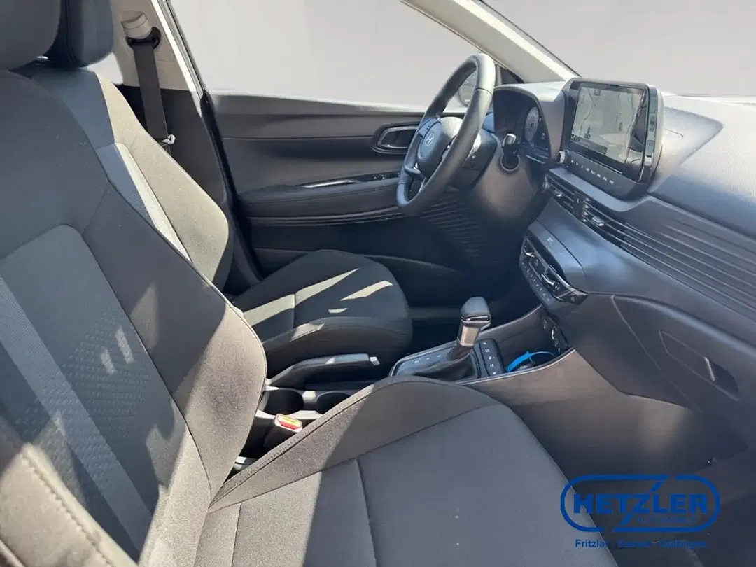 Hyundai i20 - Thumbnail 14