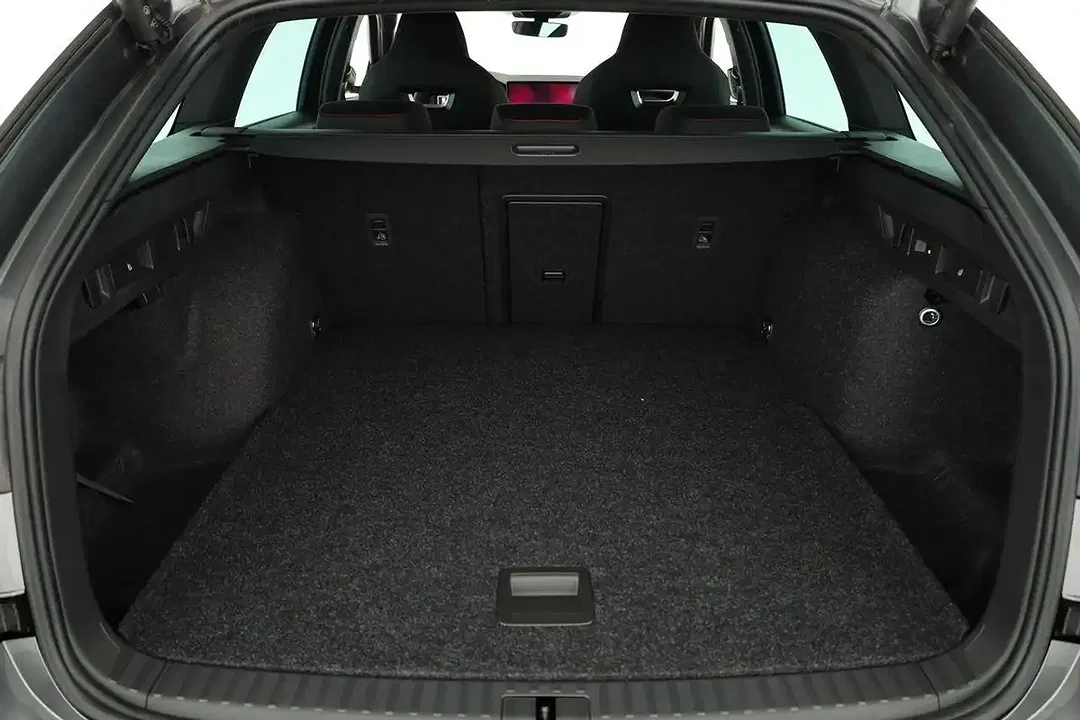 Skoda Octavia - Thumbnail 13