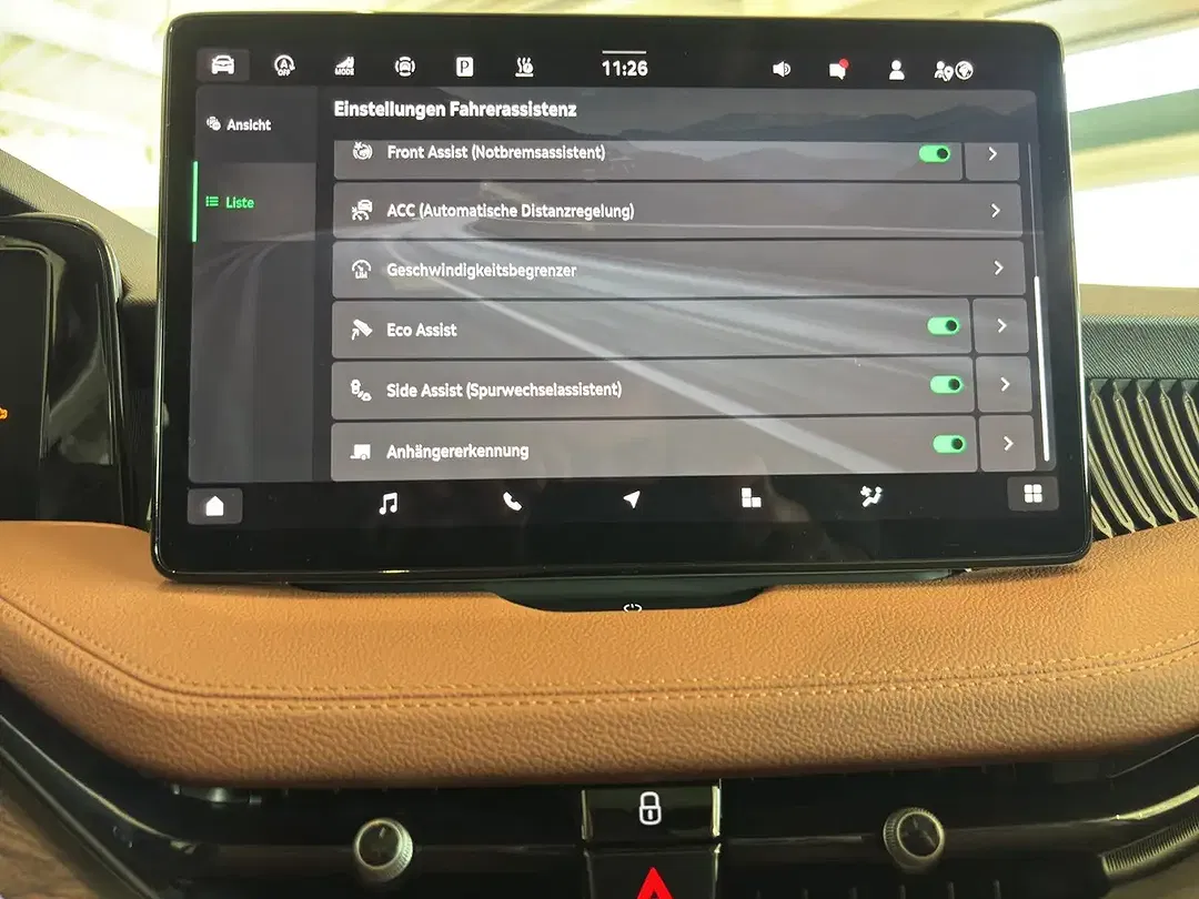 Skoda Superb - Thumbnail 10