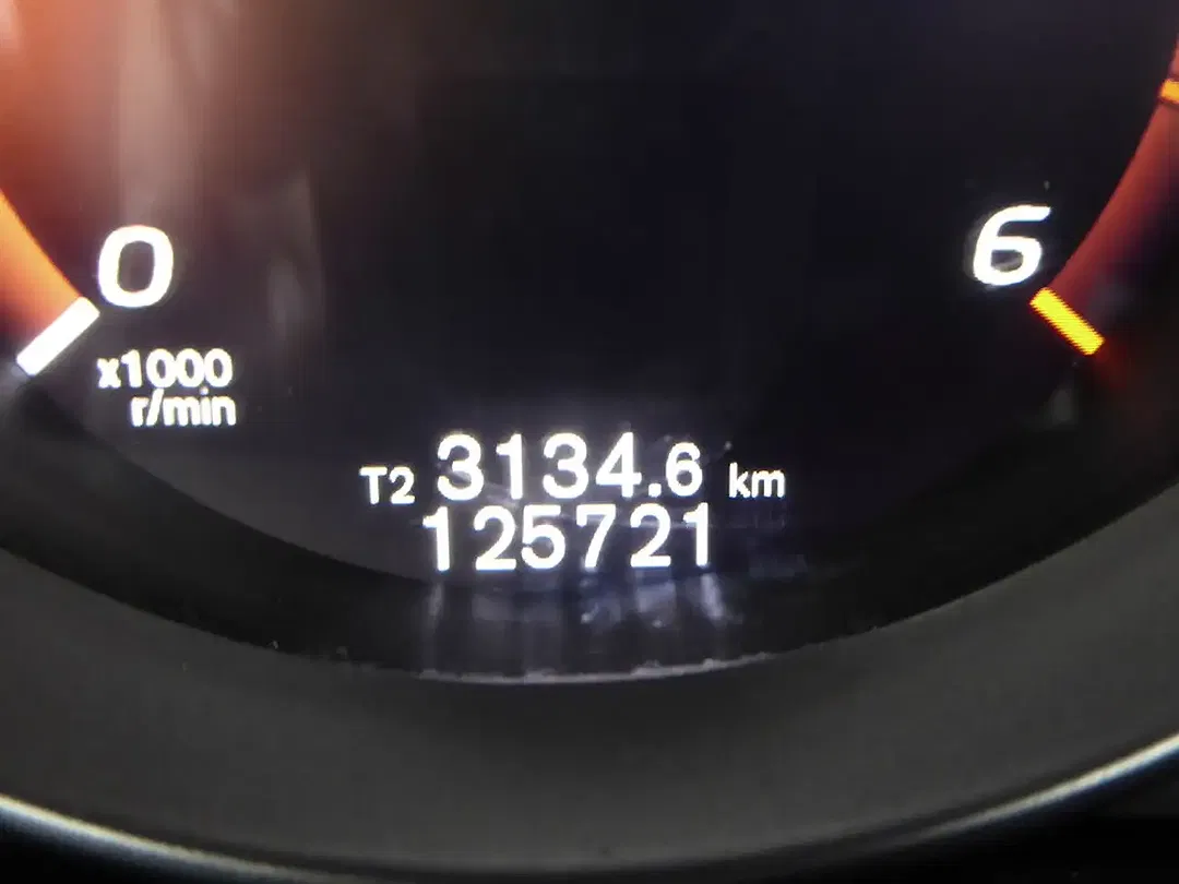 Volvo V40 - Thumbnail 13