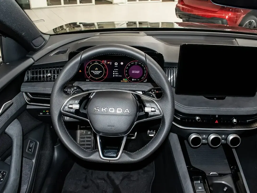 Skoda Superb - Thumbnail 10