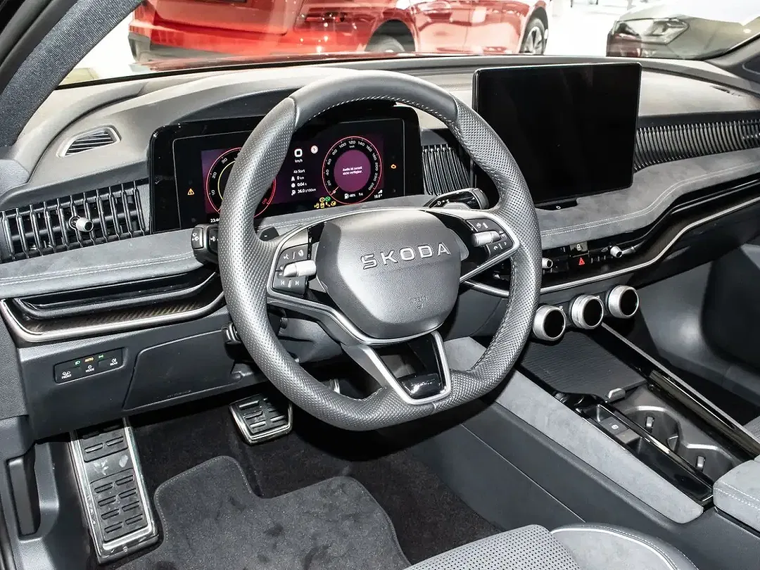 Skoda Superb - Thumbnail 8