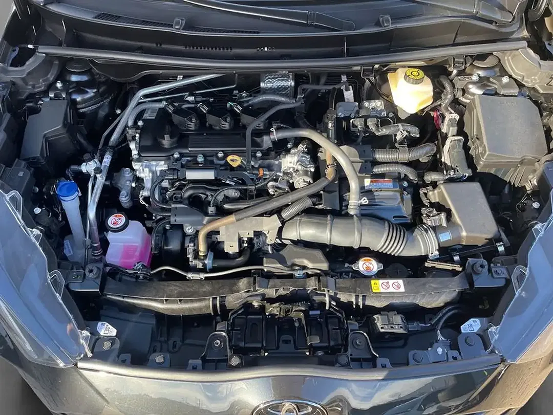 Toyota Yaris - Thumbnail 19