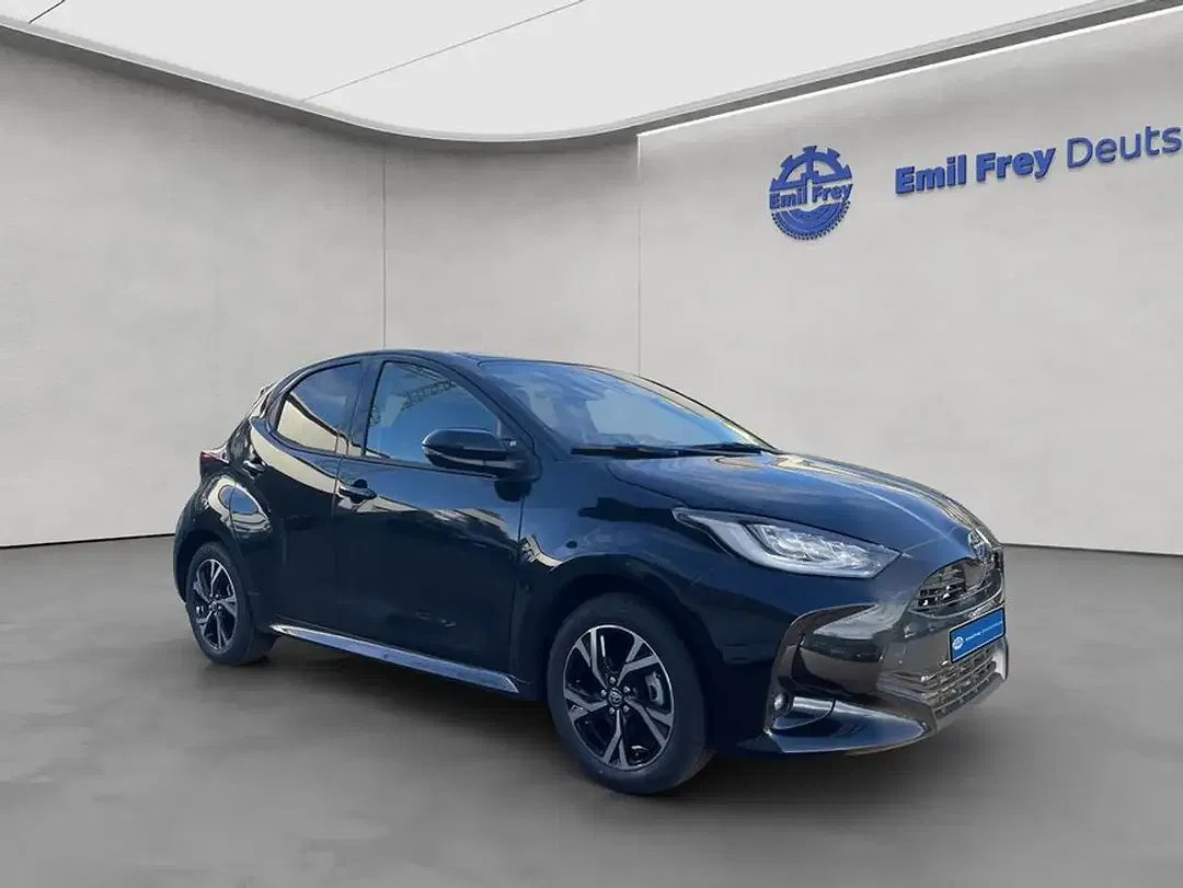 Toyota Yaris - Thumbnail 7