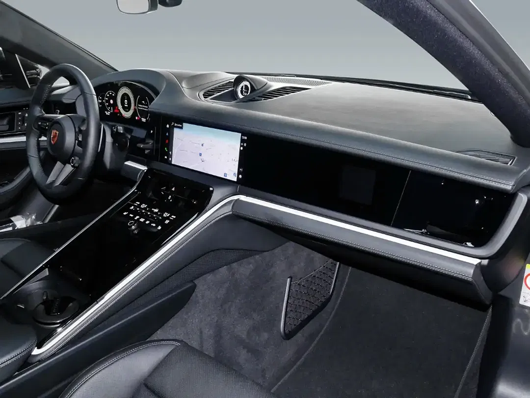 Porsche Panamera - Thumbnail 11