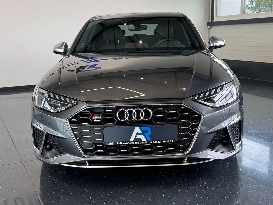 Audi S4 - Thumbnail 4