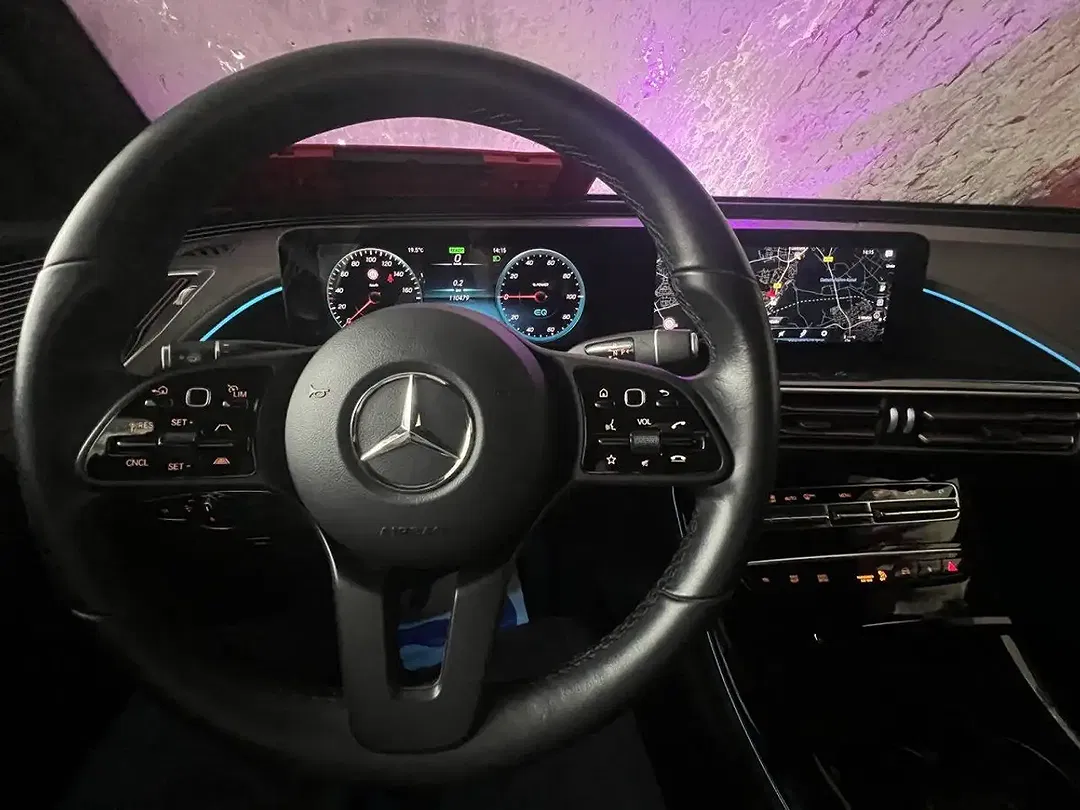 Mercedes-Benz EQC 400 - Thumbnail 9