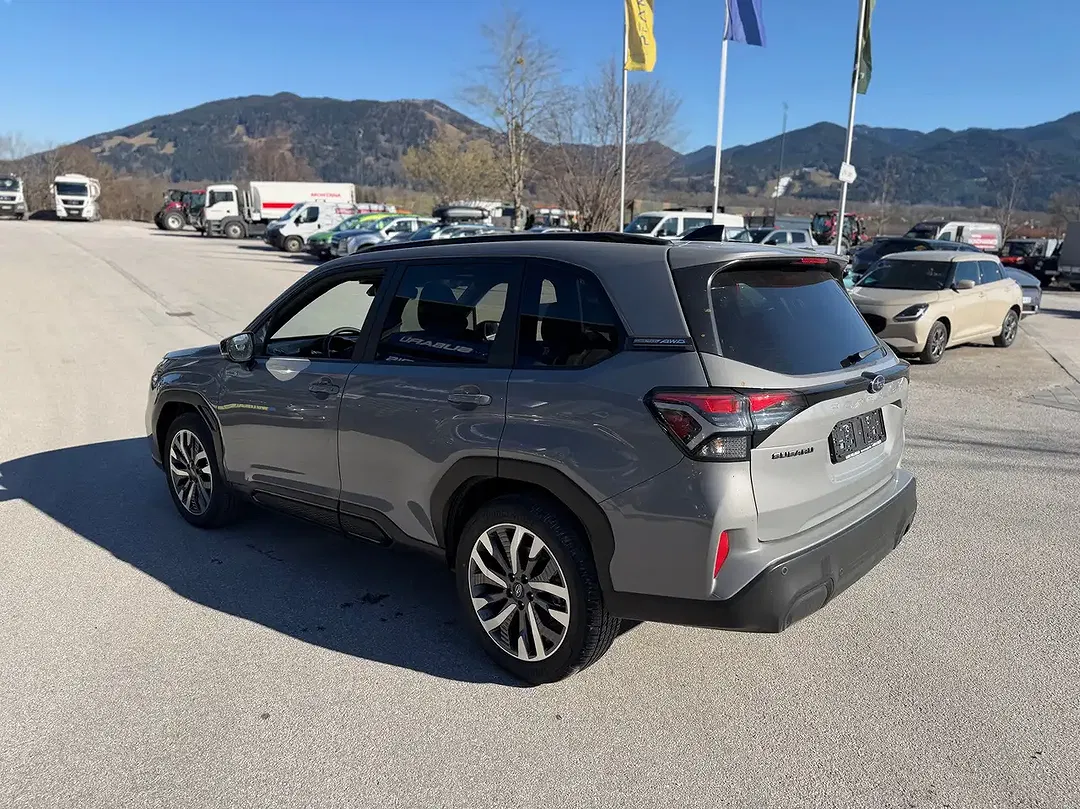 Subaru Forester - Thumbnail 3