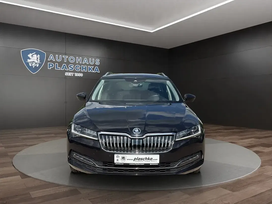 Skoda Superb - Thumbnail 2