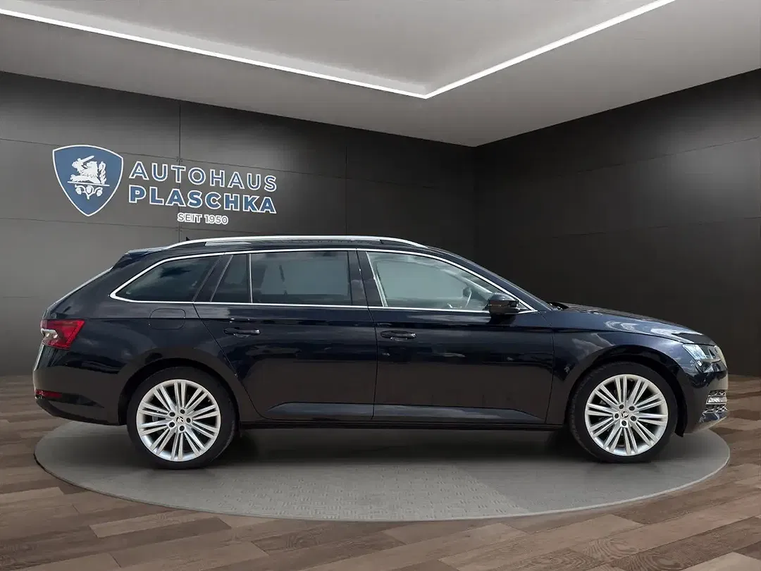 Skoda Superb - Thumbnail 4