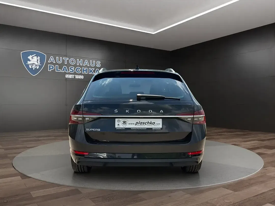 Skoda Superb - Thumbnail 6