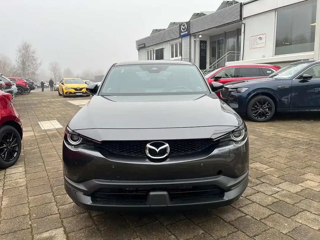 Mazda MX-30 - Thumbnail 2