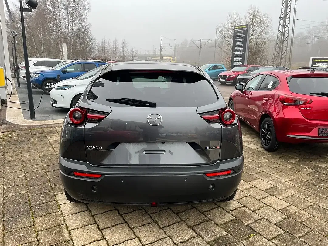 Mazda MX-30 - Thumbnail 5