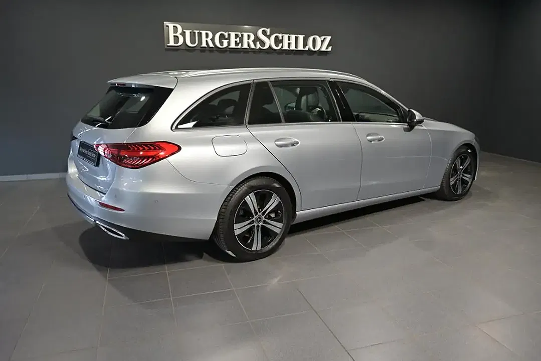Mercedes-Benz C 220 - Thumbnail 2