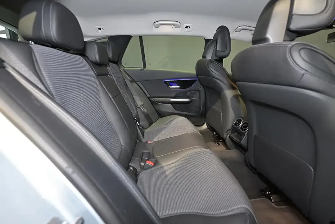 Mercedes-Benz C 220 - Thumbnail 7