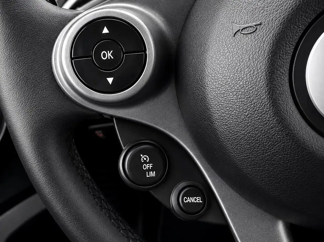smart forTwo - Thumbnail 10