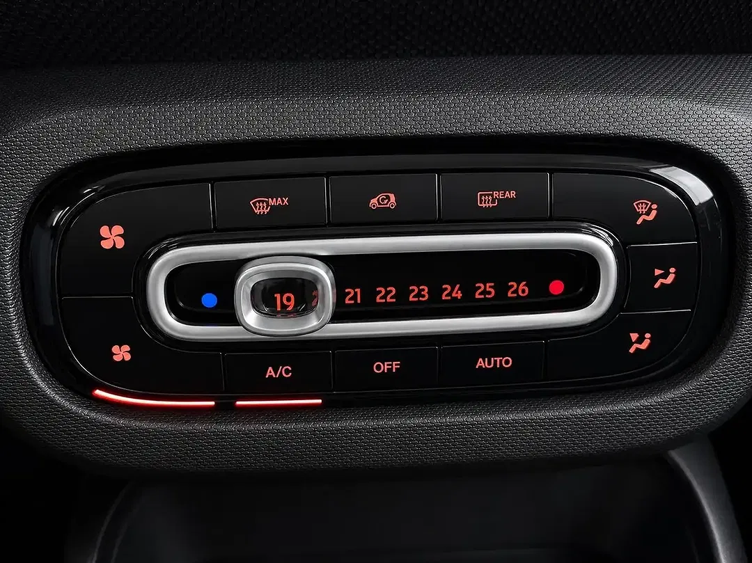 smart forTwo - Thumbnail 6