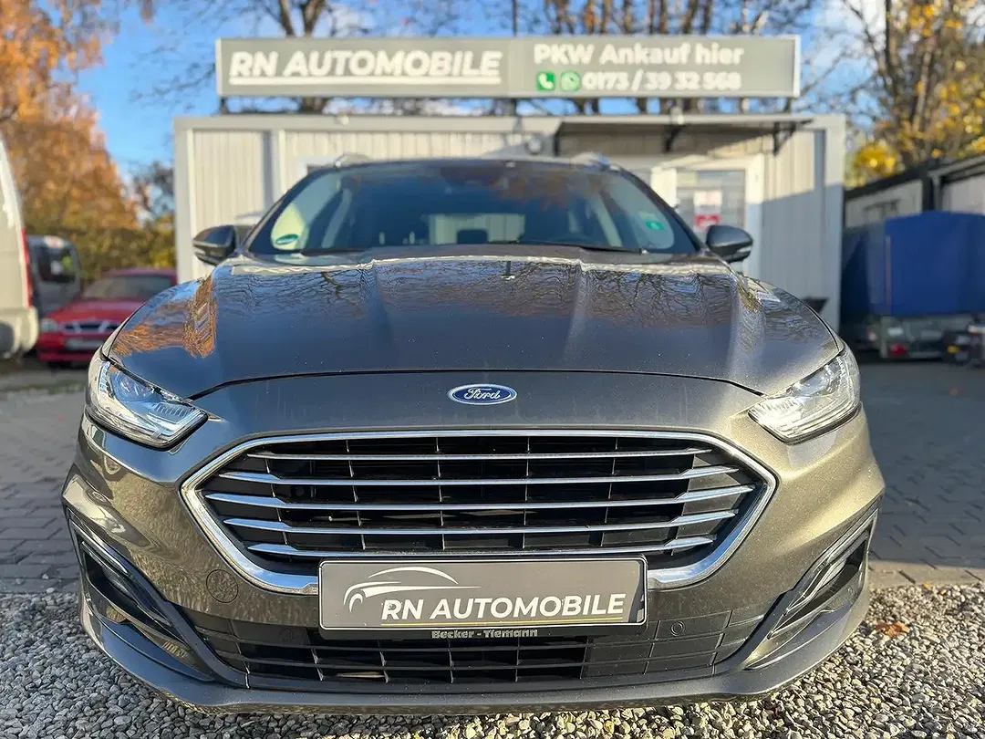 Ford Mondeo Hybrid AUT Titanium