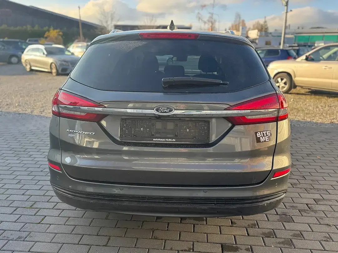 Ford Mondeo - Thumbnail 3