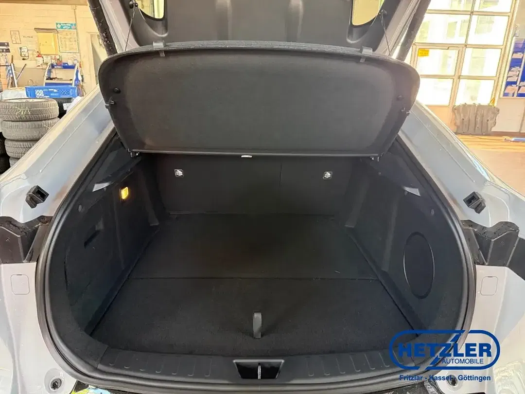 Mazda 6 - Thumbnail 12