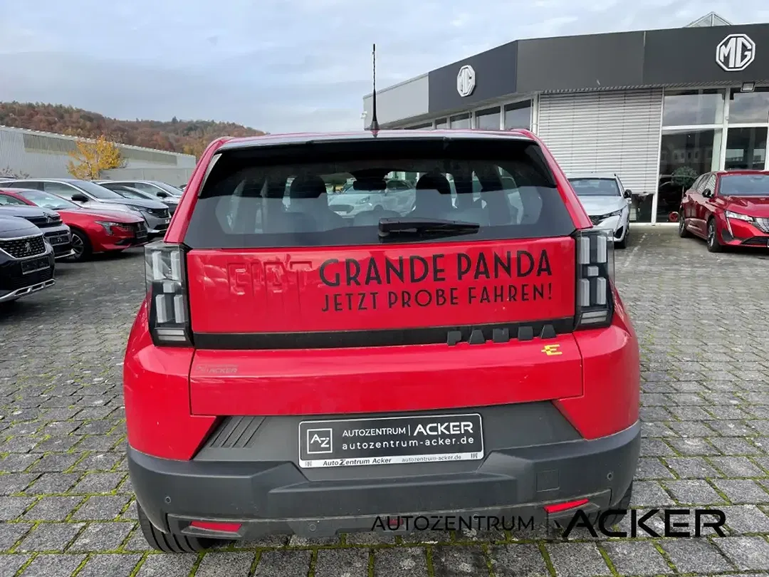 Fiat Grande Panda - Thumbnail 4