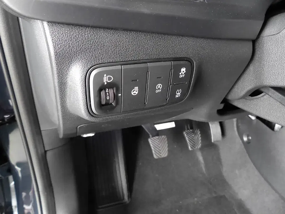 Hyundai i20 - Thumbnail 9