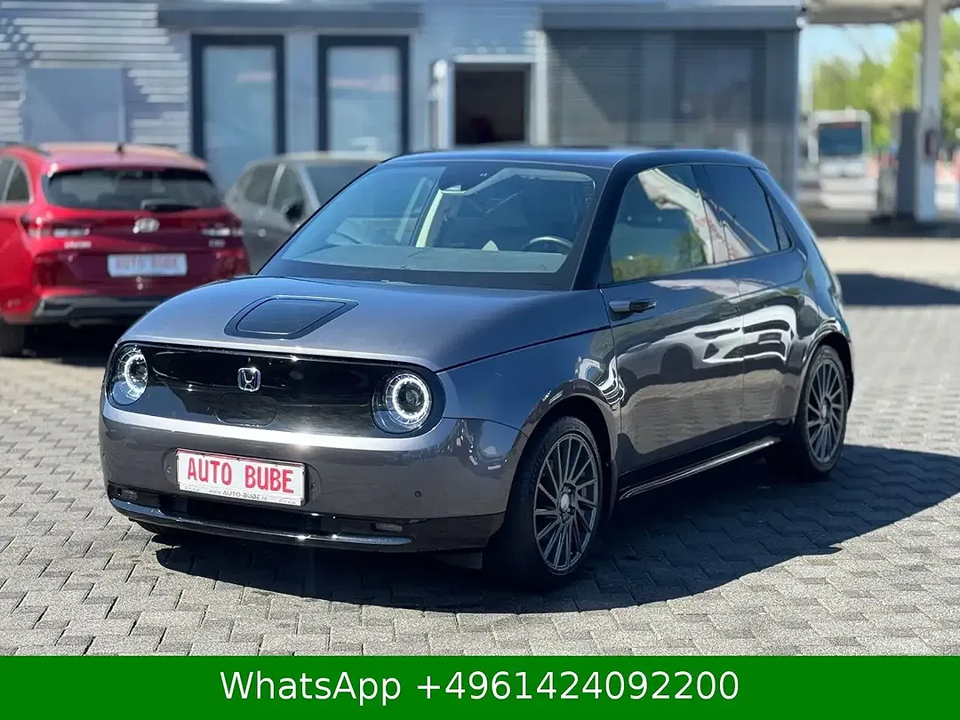 Honda e - Thumbnail 2