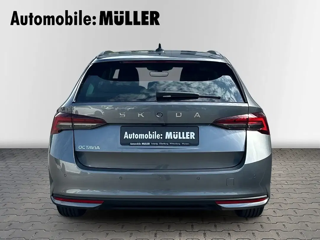 Skoda Octavia - Thumbnail 5