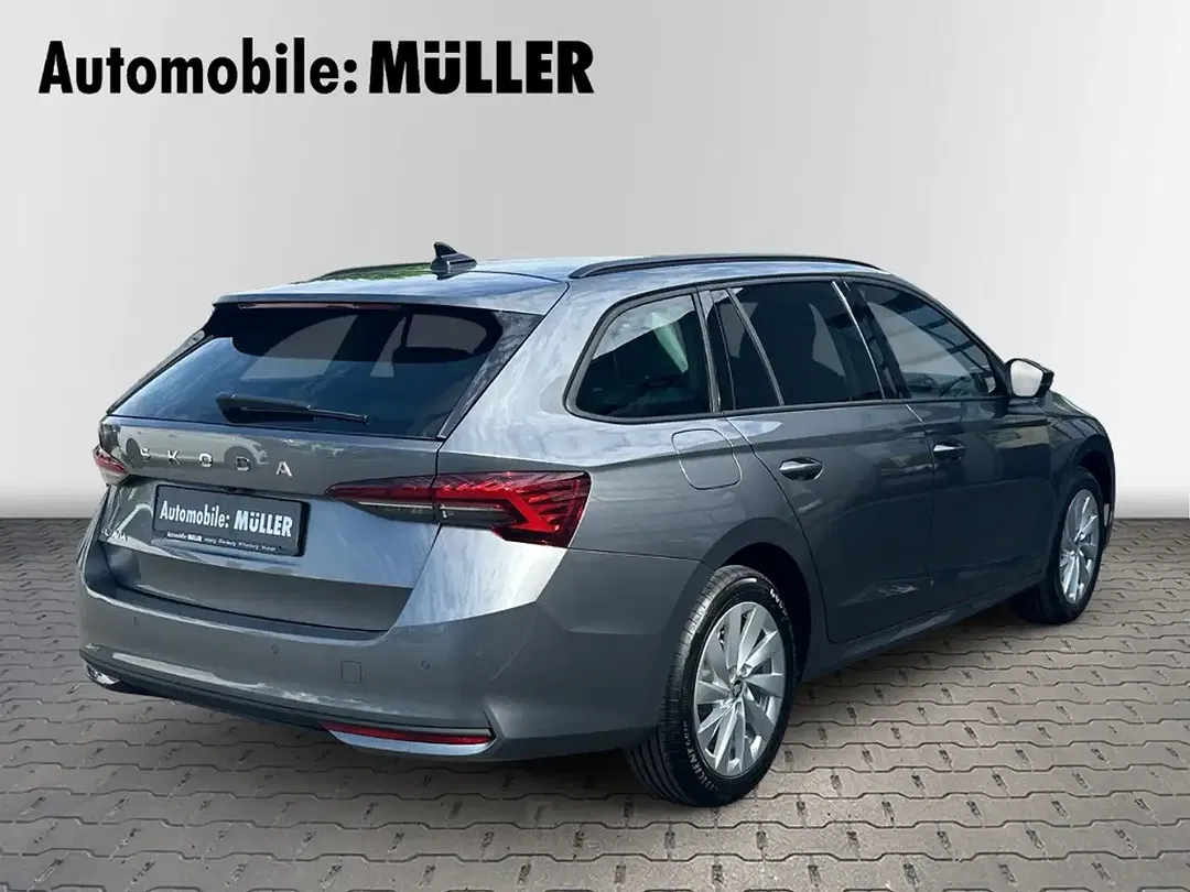 Skoda Octavia - Thumbnail 8