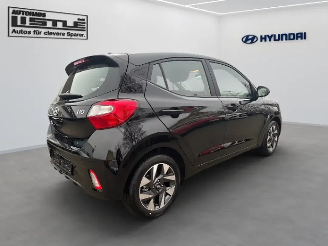 Hyundai i10 - Thumbnail 3