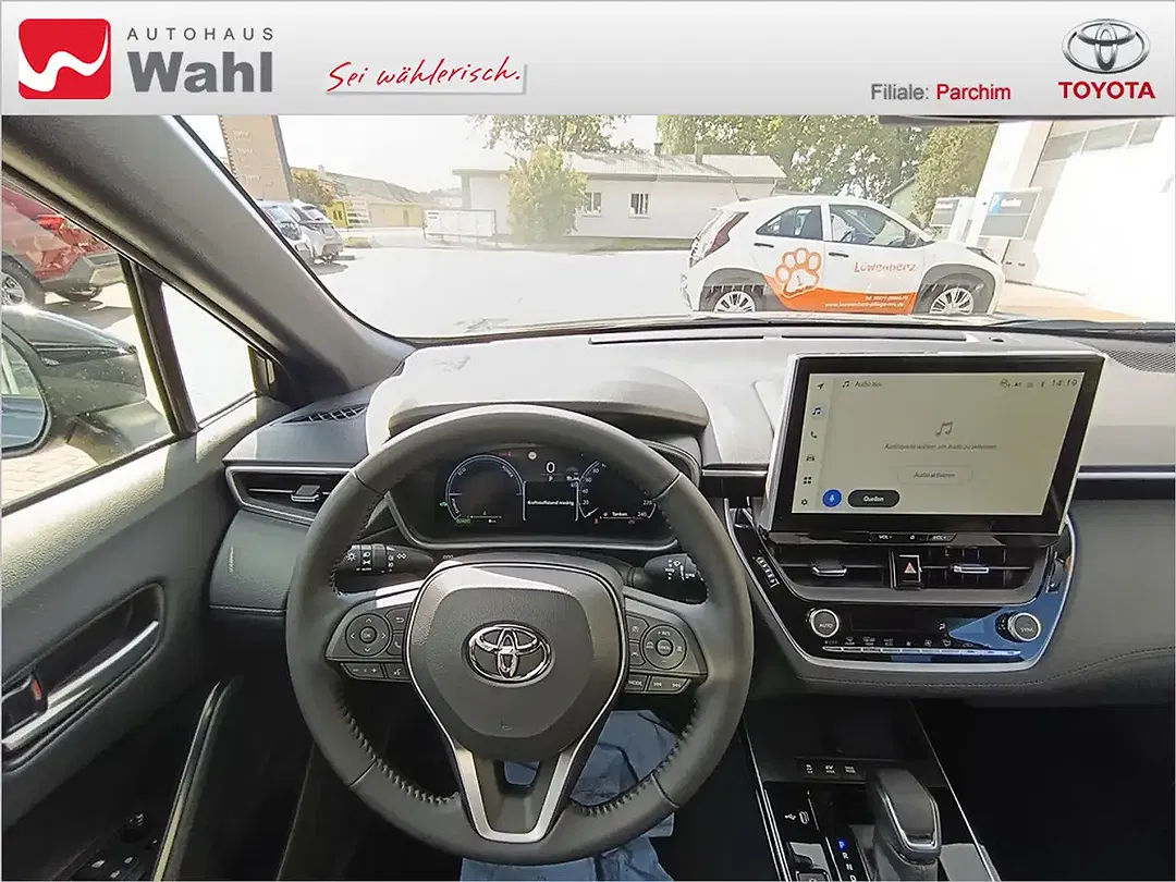 Toyota Corolla Cross - Thumbnail 10