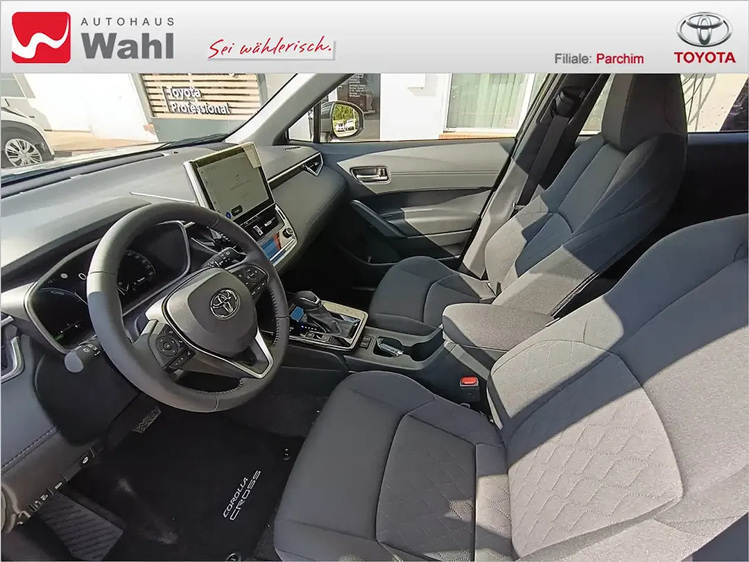Toyota Corolla Cross - Thumbnail 13