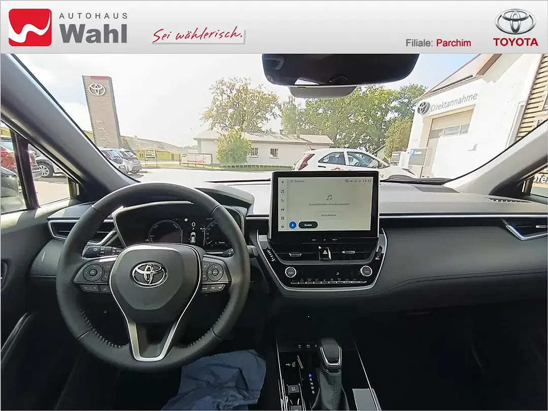 Toyota Corolla Cross - Thumbnail 9