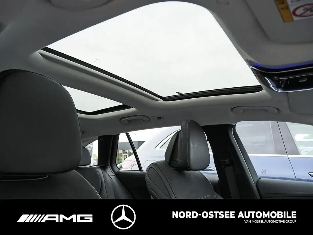 Mercedes-Benz C 300 - Thumbnail 13