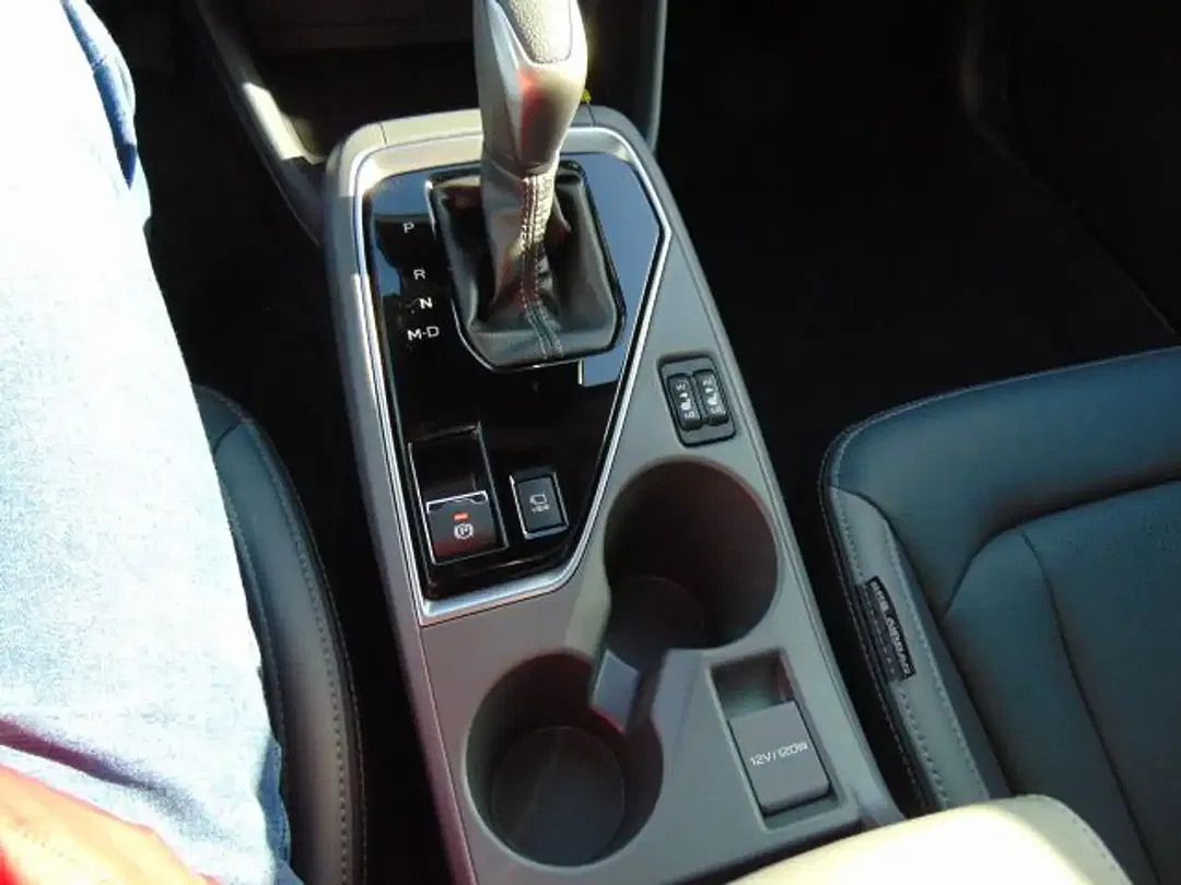 Subaru Crosstrek - Thumbnail 15