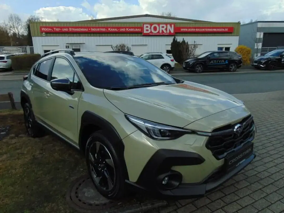 Subaru Crosstrek - Thumbnail 5