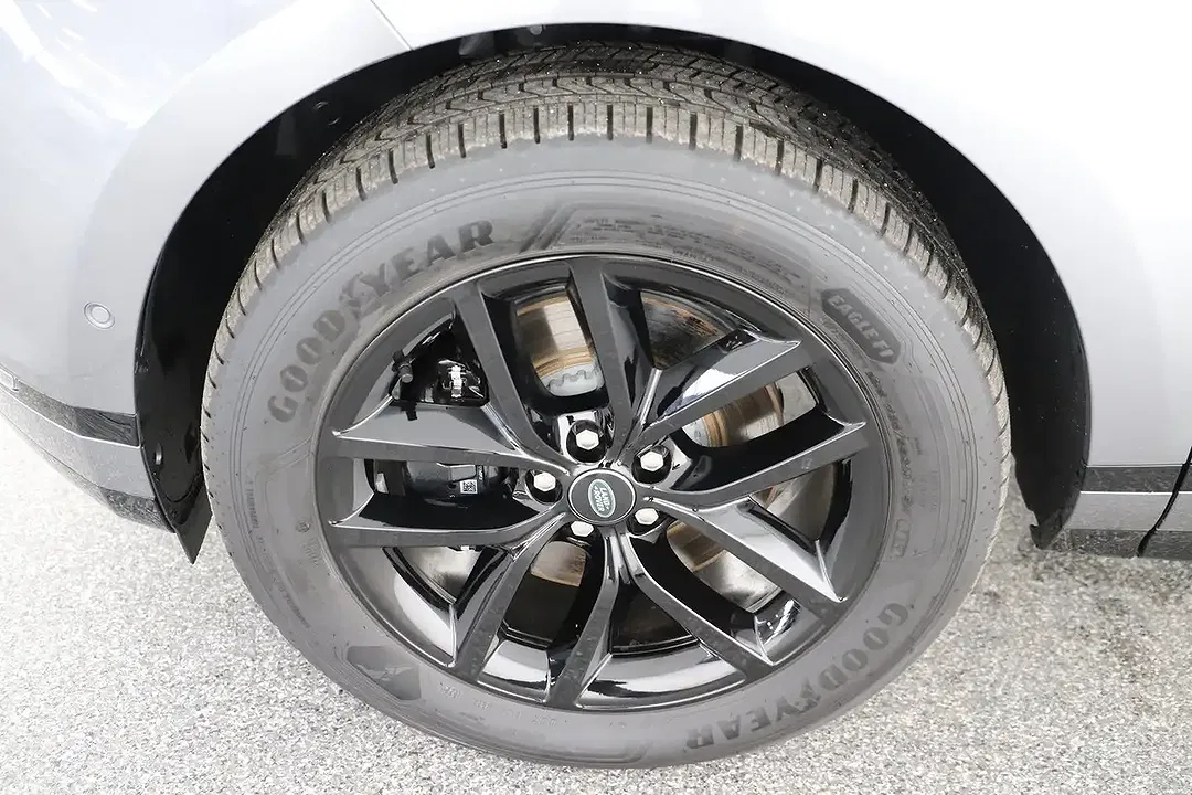 Land Rover Range Rover - Thumbnail 10