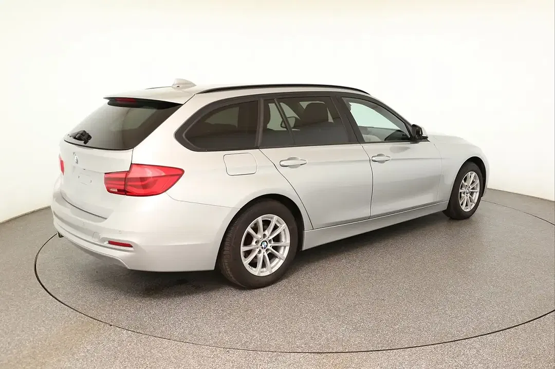 BMW 318 - Thumbnail 6