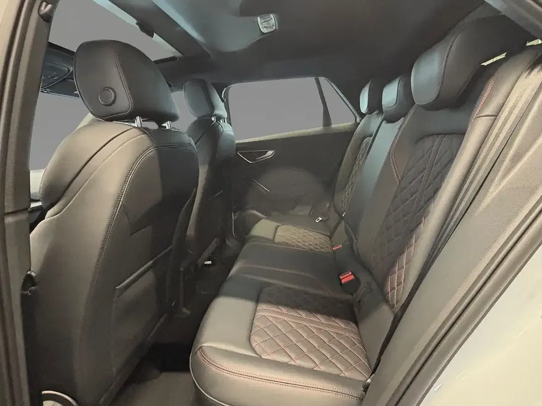 Audi Q2 - Thumbnail 9