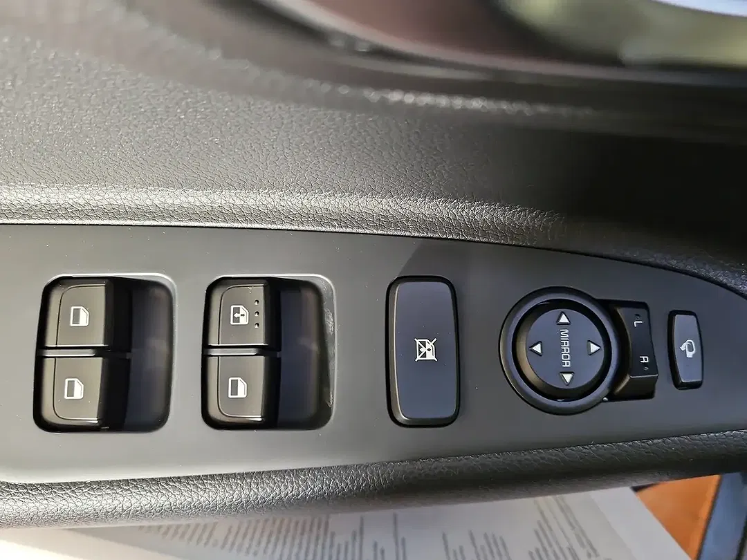 Kia Stonic - Thumbnail 10