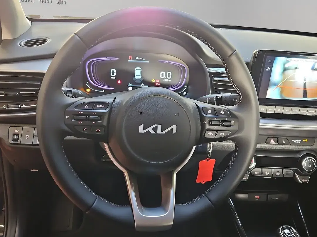 Kia Stonic - Thumbnail 4