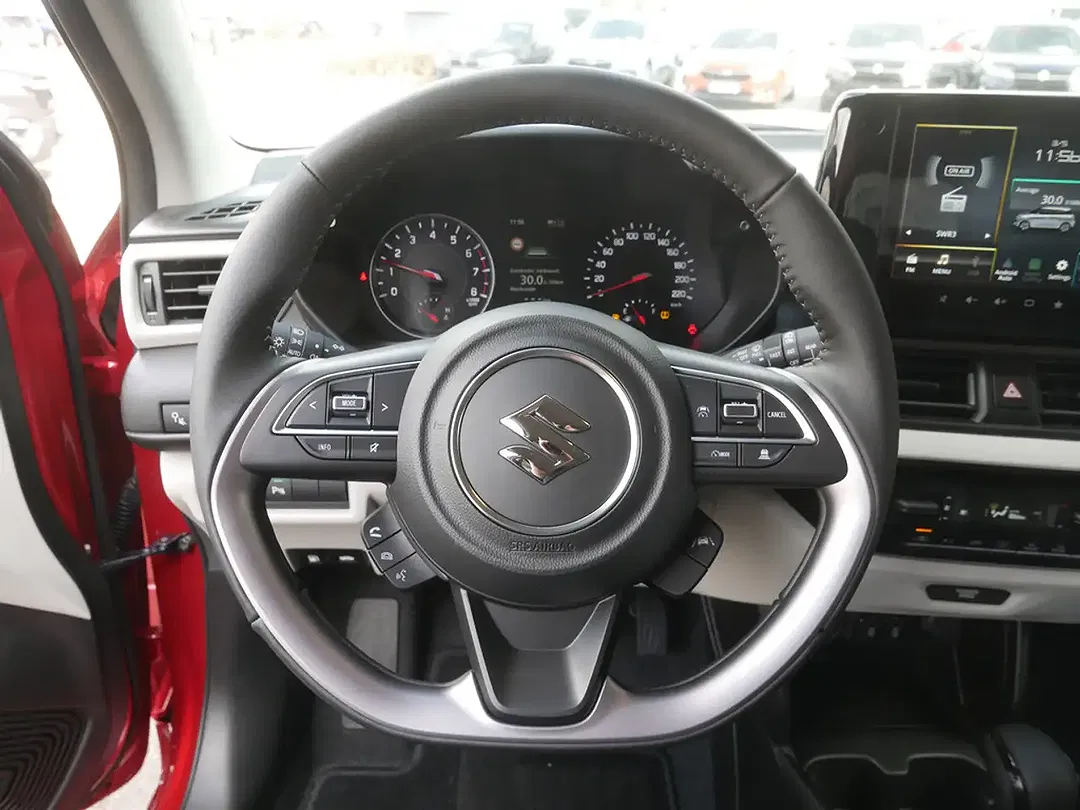 Suzuki Swift - Thumbnail 11