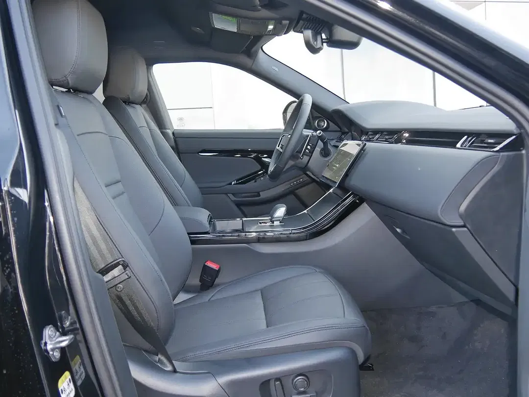 Land Rover Range Rover Evoque - Thumbnail 3