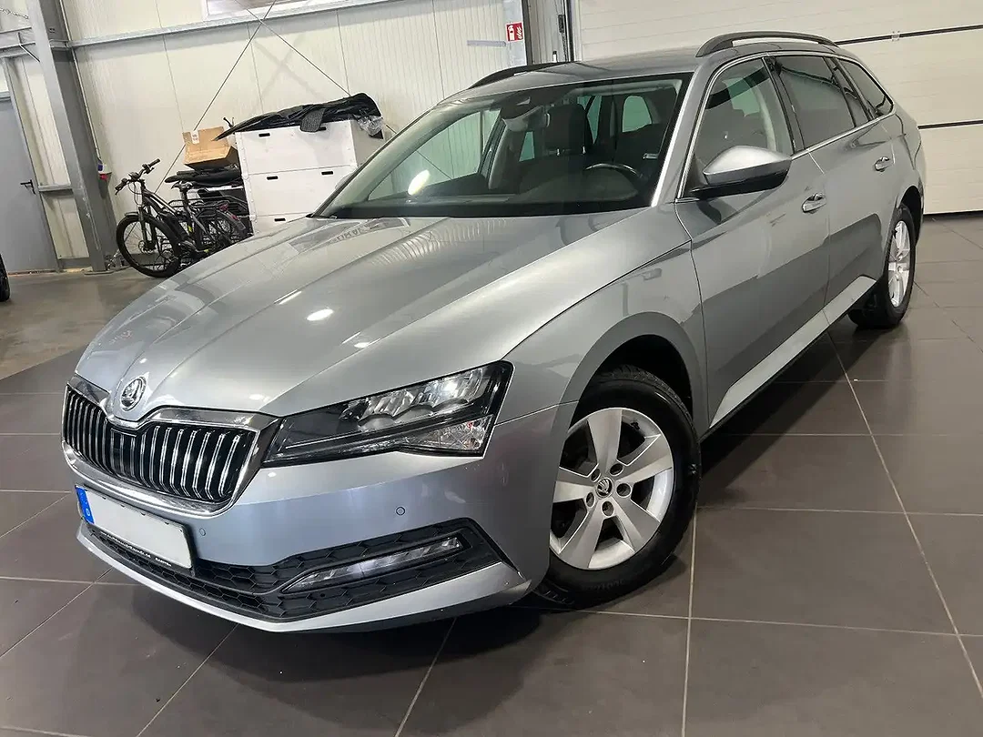 Skoda Superb - Afbeelding 1