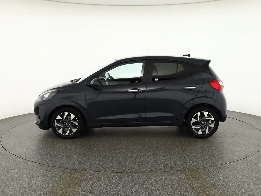 Hyundai i10 - Thumbnail 1
